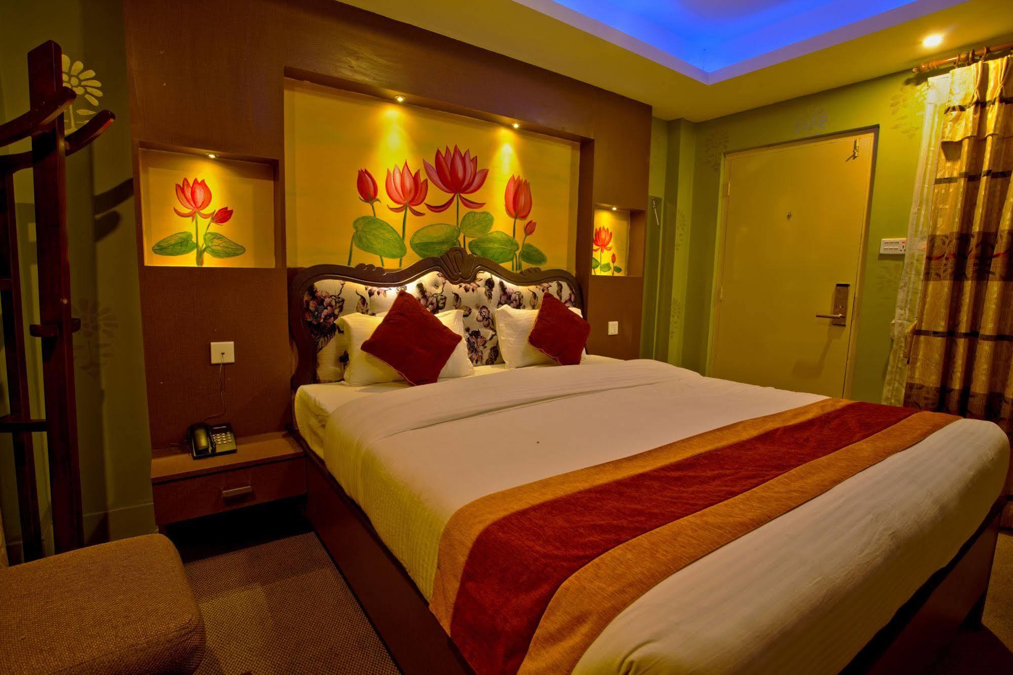 Hotel Nepal Tara Kathmandu Ngoại thất bức ảnh