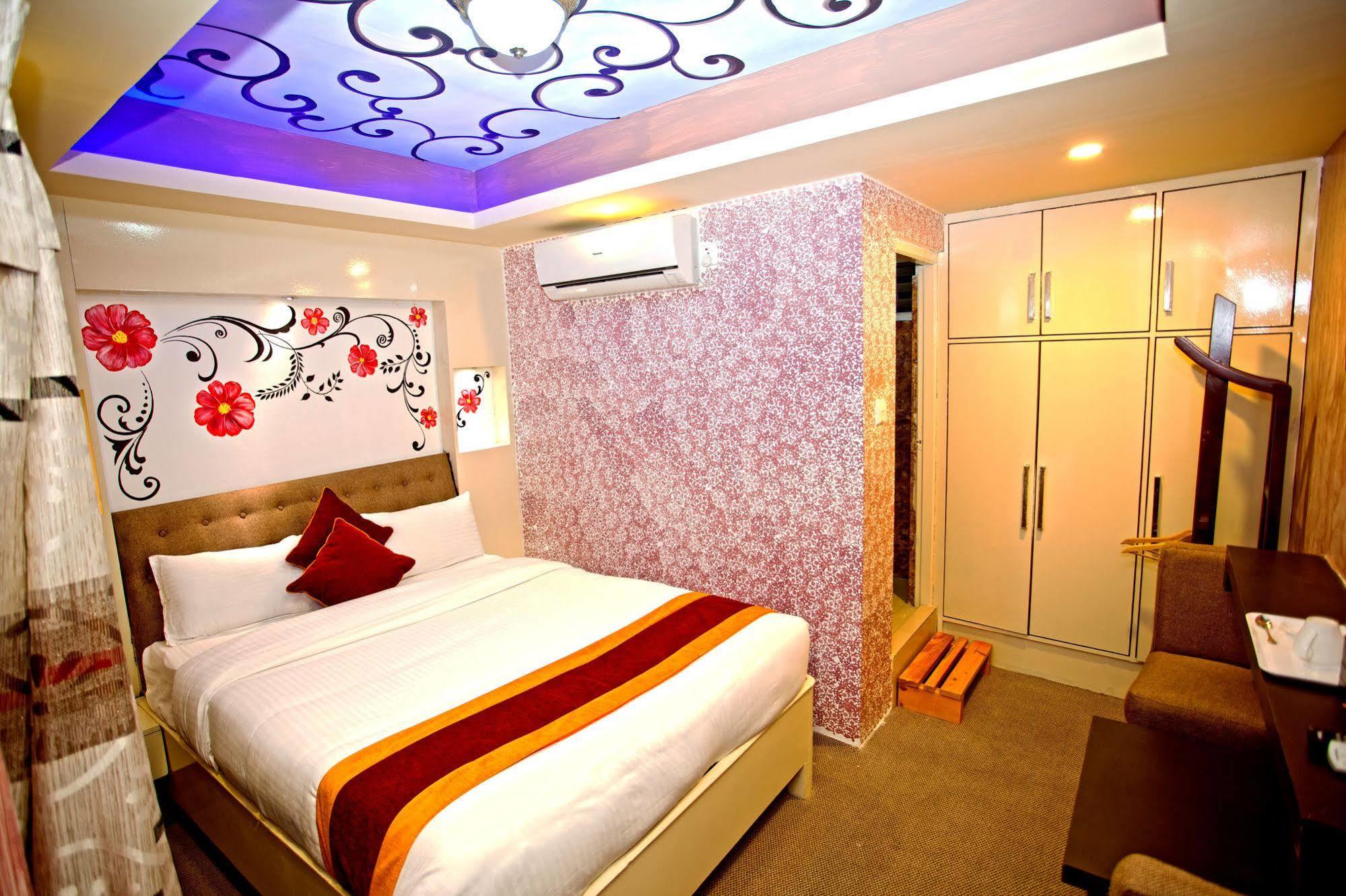 Hotel Nepal Tara Kathmandu Ngoại thất bức ảnh